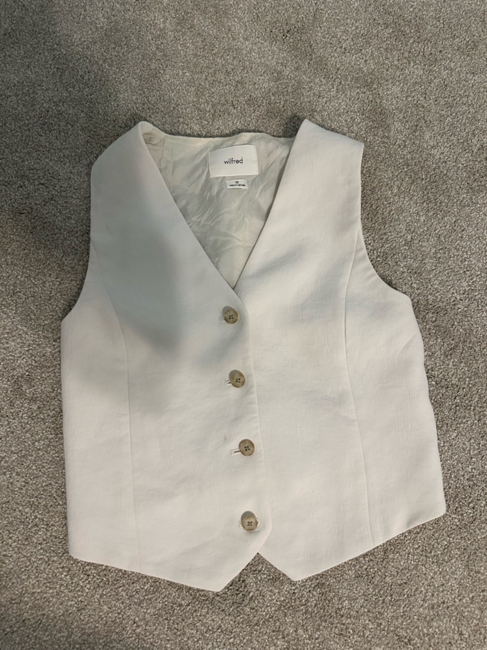 Aritzia Wilfred Cream Button-Down Vest
